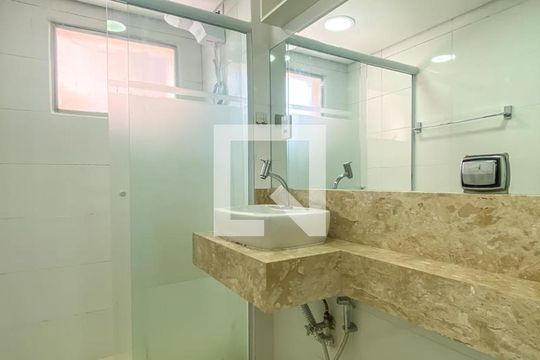 Banheiro de apartamento para alugar com 2 quartos, 68m² em Nova Petrópolis, São Bernardo do Campo