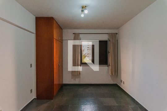 Quarto de apartamento à venda com 1 quarto, 55m² em Centro , Campinas