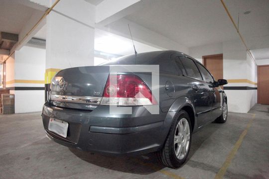 Box Estacionamento de apartamento para alugar com 1 quarto, 51m² em Petrópolis, Porto Alegre