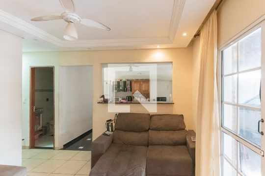 Sala de casa à venda com 3 quartos, 250m² em Jardim Roseira, Campinas