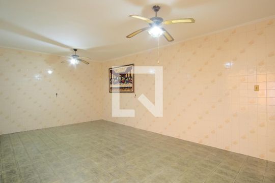 Sala 1 de casa à venda com 2 quartos, 300m² em Vila Fernandes, São Paulo