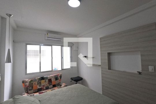 Quarto 1 de apartamento para alugar com 2 quartos, 87m² em José Menino, Santos