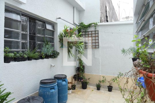 Área Externa de casa à venda com 3 quartos, 125m² em Jardim Sao Carlos (zona Leste), São Paulo