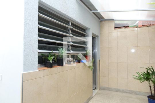Área Externa de casa à venda com 3 quartos, 125m² em Jardim Sao Carlos (zona Leste), São Paulo