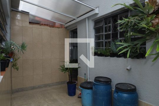 Área Externa de casa à venda com 3 quartos, 125m² em Jardim Sao Carlos (zona Leste), São Paulo