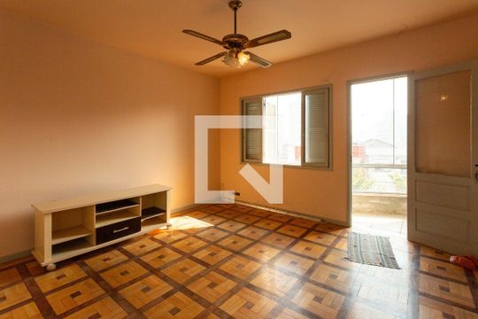 Sala de apartamento para alugar com 3 quartos, 105m² em Petrópolis, Porto Alegre