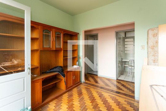 Sala 2 de apartamento para alugar com 3 quartos, 105m² em Petrópolis, Porto Alegre