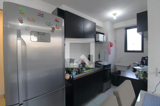 Cozinha de apartamento à venda com 2 quartos, 34m² em Jurubatuba, São Paulo