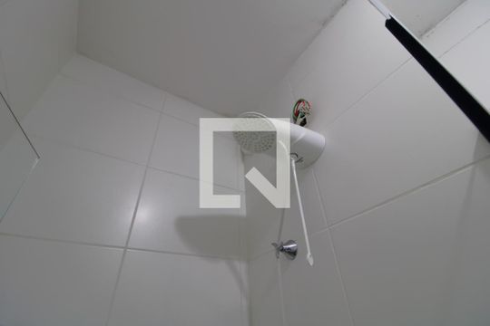 Chuveiro de apartamento à venda com 2 quartos, 34m² em Jurubatuba, São Paulo