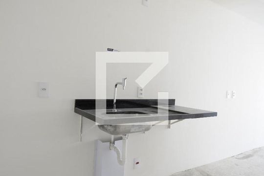 Cozinha de kitnet/studio à venda com 1 quarto, 35m² em Vila Dom Pedro I, São Paulo