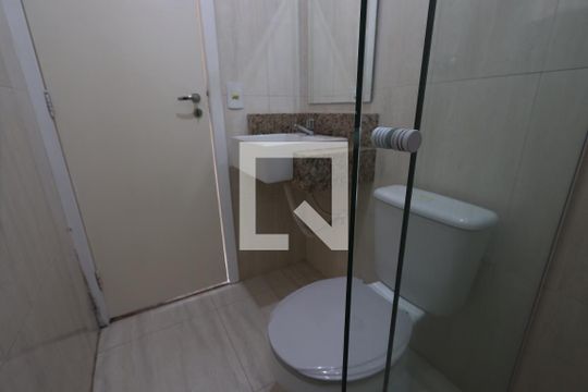 Banheiro da Suíte de casa para alugar com 3 quartos, 150m² em Vila Primavera, São Paulo