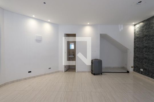 Sala de casa para alugar com 3 quartos, 150m² em Vila Primavera, São Paulo