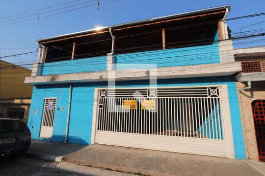 Fachada de casa para alugar com 3 quartos, 150m² em Vila Primavera, São Paulo