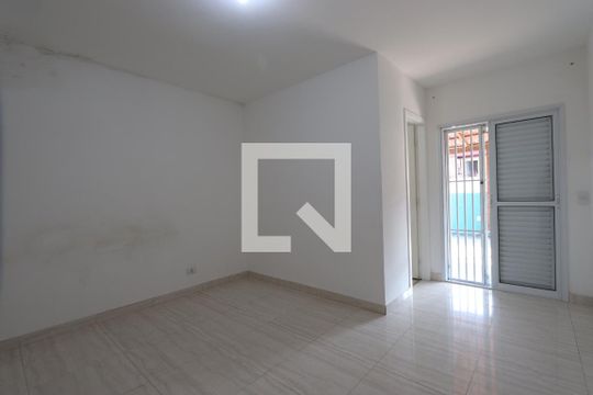 Suíte de casa para alugar com 3 quartos, 150m² em Vila Primavera, São Paulo