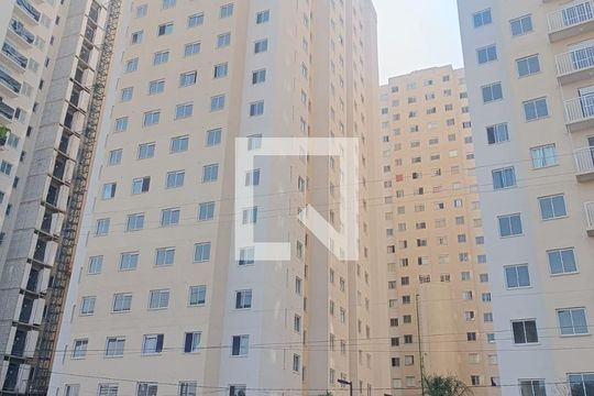 Fachada do Prédio de apartamento para alugar com 2 quartos, 32m² em Vila Graciosa, São Paulo