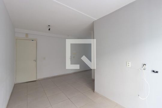 Sala de apartamento à venda com 2 quartos, 51m² em Vila Curuçá Velha, São Paulo
