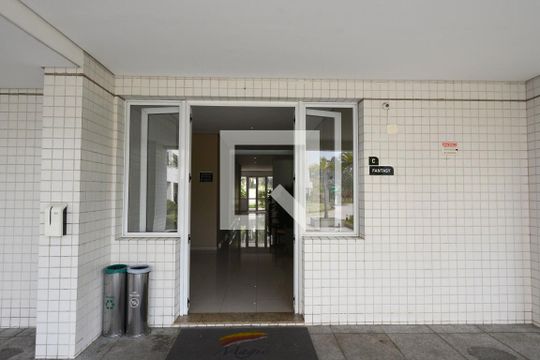 Fachada do bloco de apartamento para alugar com 4 quartos, 136m² em Jurubatuba, São Paulo