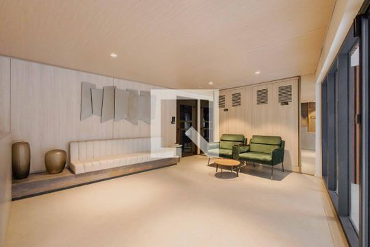 Hall social de kitnet/studio para alugar com 1 quarto, 28m² em Sumaré, São Paulo