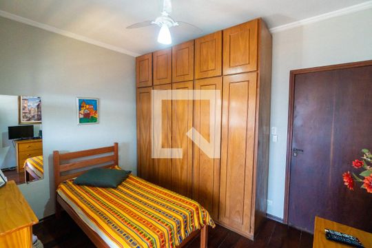 Quarto 1 de casa à venda com 3 quartos, 101m² em Vila Guarani, São Paulo