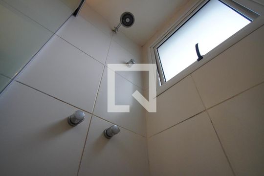 Banheiro da Suíte - Segundo andar de apartamento à venda com 3 quartos, 100m² em Jardim Lindóia, Porto Alegre