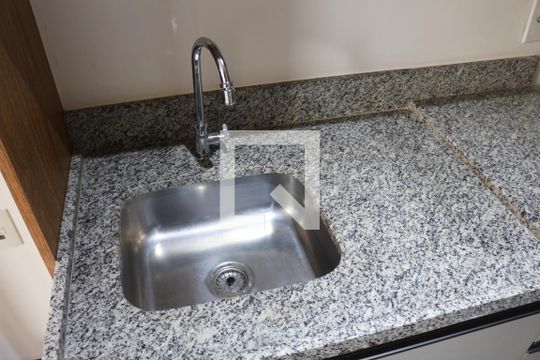 Cozinha de kitnet/studio à venda com 1 quarto, 19m² em Santa Paula, São Caetano do Sul