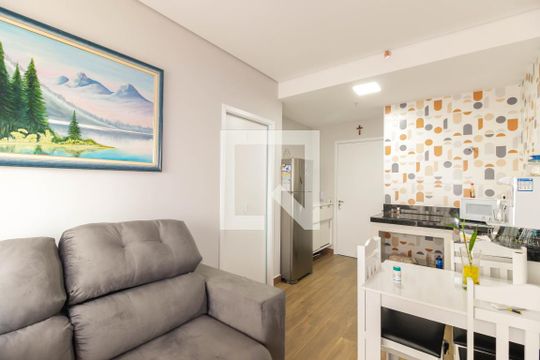 Sala e Cozinha de apartamento para alugar com 1 quarto, 34m² em Penha de França, São Paulo