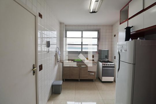 Cozinha de apartamento para alugar com 4 quartos, 130m² em Centro, Guarujá