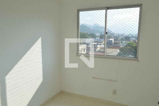 Suíte de apartamento para alugar com 2 quartos, 52m² em Taquara, Rio de Janeiro