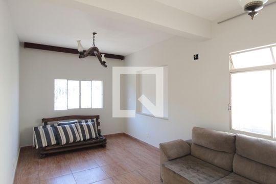Apartamento para alugar com 2 quartos, 90m² em Jardim Guanabara, Belo Horizonte