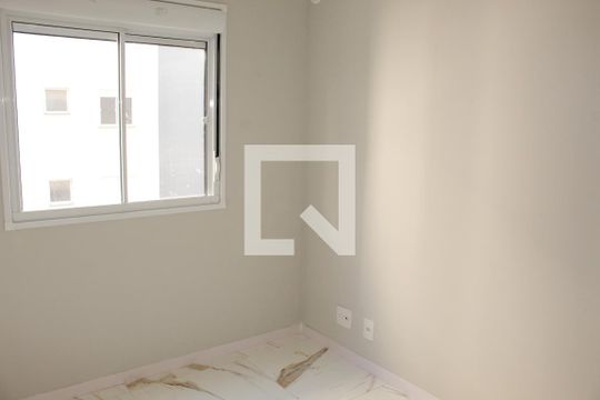 Quarto 2 de apartamento para alugar com 2 quartos, 57m² em Jardim Rebelato, Cotia
