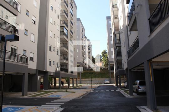 Fachada de apartamento para alugar com 2 quartos, 57m² em Jardim Rebelato, Cotia