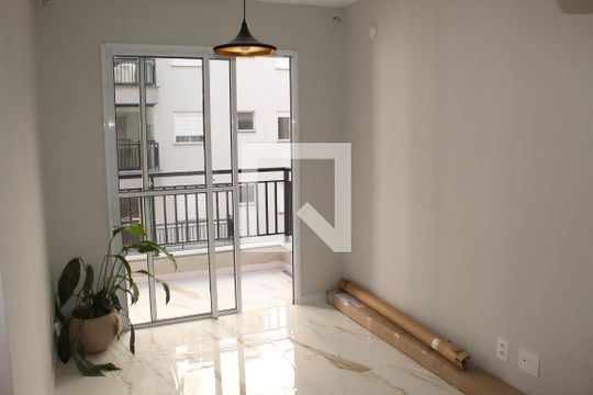 Apartamento para alugar com 2 quartos, 57m² em Jardim Rebelato, Cotia