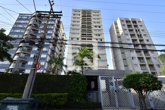 Fachada do Prédio de apartamento para alugar com 2 quartos, 76m² em Ponte Preta, Campinas