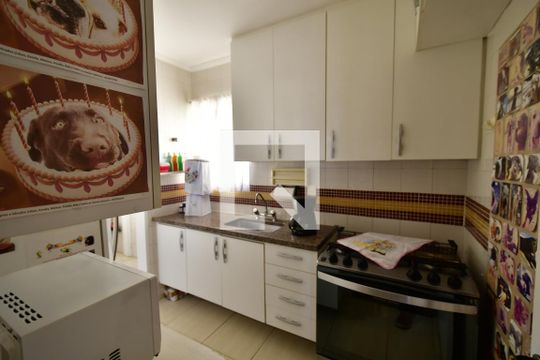 Cozinha de apartamento para alugar com 2 quartos, 76m² em Ponte Preta, Campinas