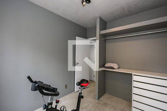 Quarto 1 de apartamento para alugar com 2 quartos, 75m² em Jardim Fonte do Morumbi, São Paulo
