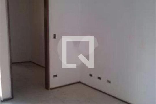 Casa à venda com 3 quartos, 153m² em Jardim Monte Kemel, São Paulo