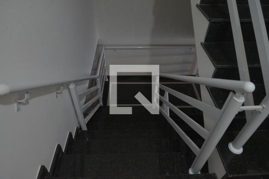 Área comum de apartamento para alugar com 2 quartos, 38m² em Vila Linda, Santo André