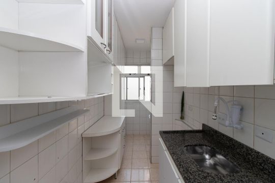 Cozinha de apartamento à venda com 3 quartos, 61m² em Jardim Andarai, São Paulo