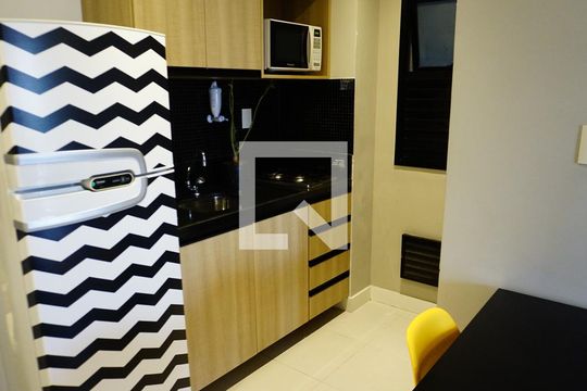 Cozinha de apartamento à venda com 1 quarto, 40m² em Curicica, Rio de Janeiro