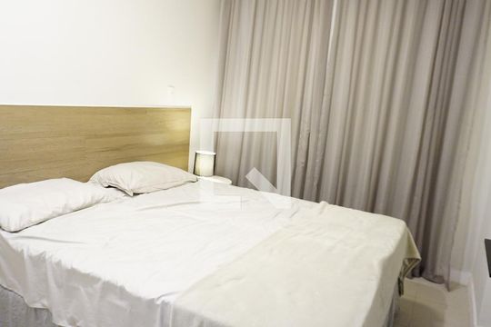 Quarto de apartamento à venda com 1 quarto, 40m² em Curicica, Rio de Janeiro