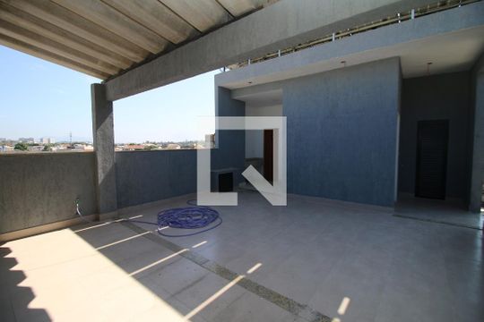 Área comum - Salão de festas de apartamento para alugar com 1 quarto, 35m² em Olaria, Rio de Janeiro