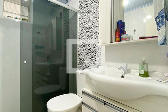 Banheiro de casa para alugar com 2 quartos, 125m² em Campestre, São Leopoldo