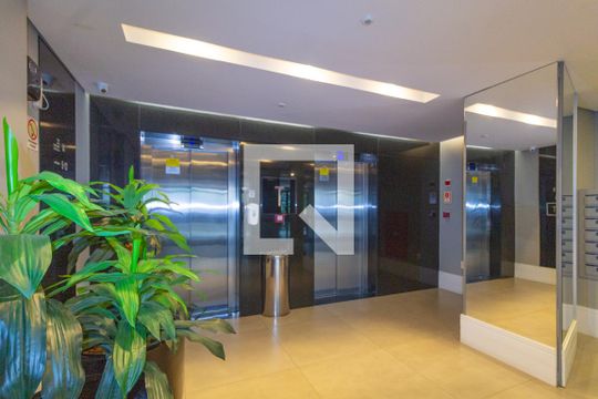 Hall de entrada-Elevadores de kitnet/studio à venda com 1 quarto, 38m² em Marechal Rondon, Canoas