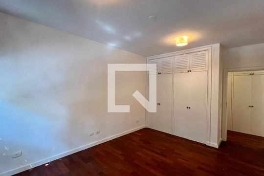 Quarto 1 de apartamento à venda com 3 quartos, 310m² em Cerqueira César, São Paulo
