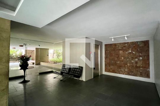 Área comum de apartamento à venda com 3 quartos, 310m² em Cerqueira César, São Paulo