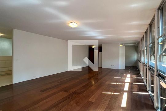 Sala de apartamento à venda com 3 quartos, 310m² em Cerqueira César, São Paulo