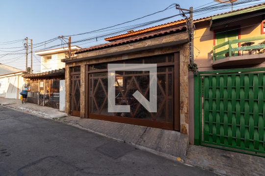 Fachada de casa à venda com 3 quartos, 125m² em Vila Aurora, São Paulo