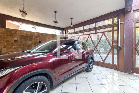 Garagem de casa à venda com 3 quartos, 125m² em Vila Aurora, São Paulo