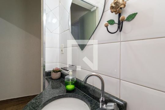 Lavabo de casa à venda com 3 quartos, 125m² em Vila Aurora, São Paulo