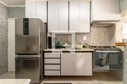 Cozinha de apartamento à venda com 3 quartos, 110m² em Recanto Paraíso, São Paulo